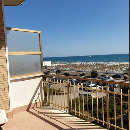 Il Mare Di Roma Διαμέρισμα *